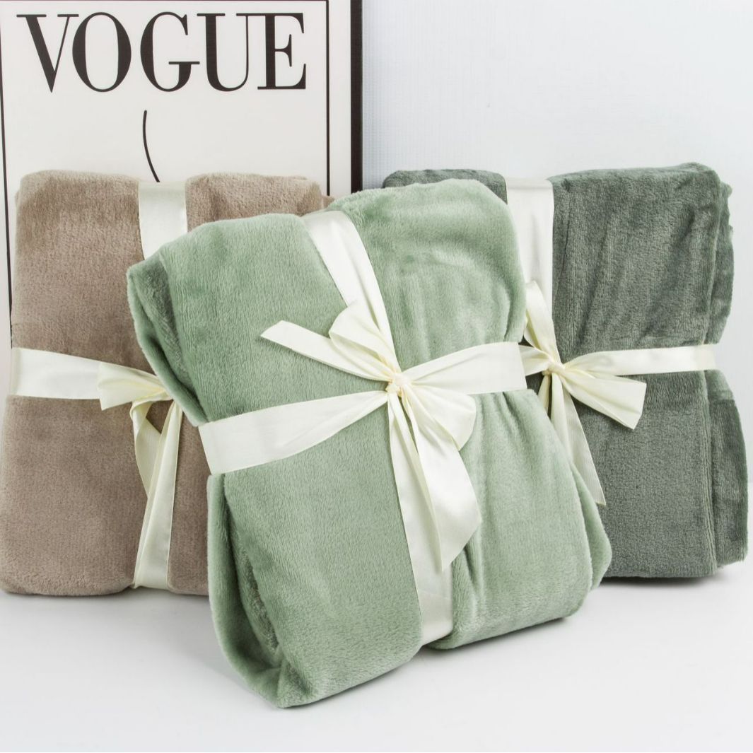 Super Soft Spring, Summer, Autumn and Winter Universal Household High Quality Flannel Double Needle Folding Blanket