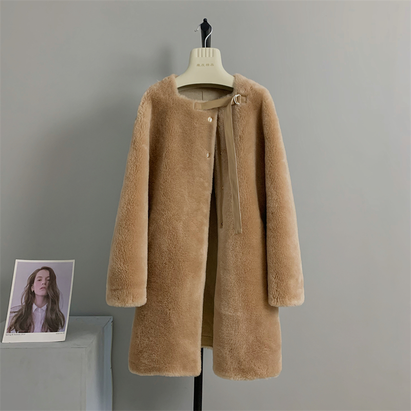 真皮领带羊剪绒羊羔毛复合皮毛一体外套女圆领中长款年轻百搭c17