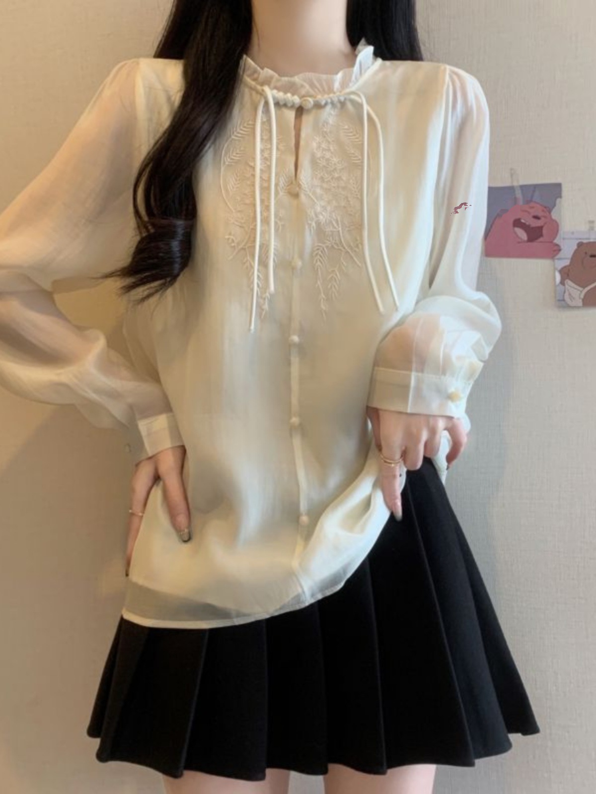 大码女装2024早春新款胖mm圆领珍珠国风刺绣百搭衬衫上衣时尚温柔