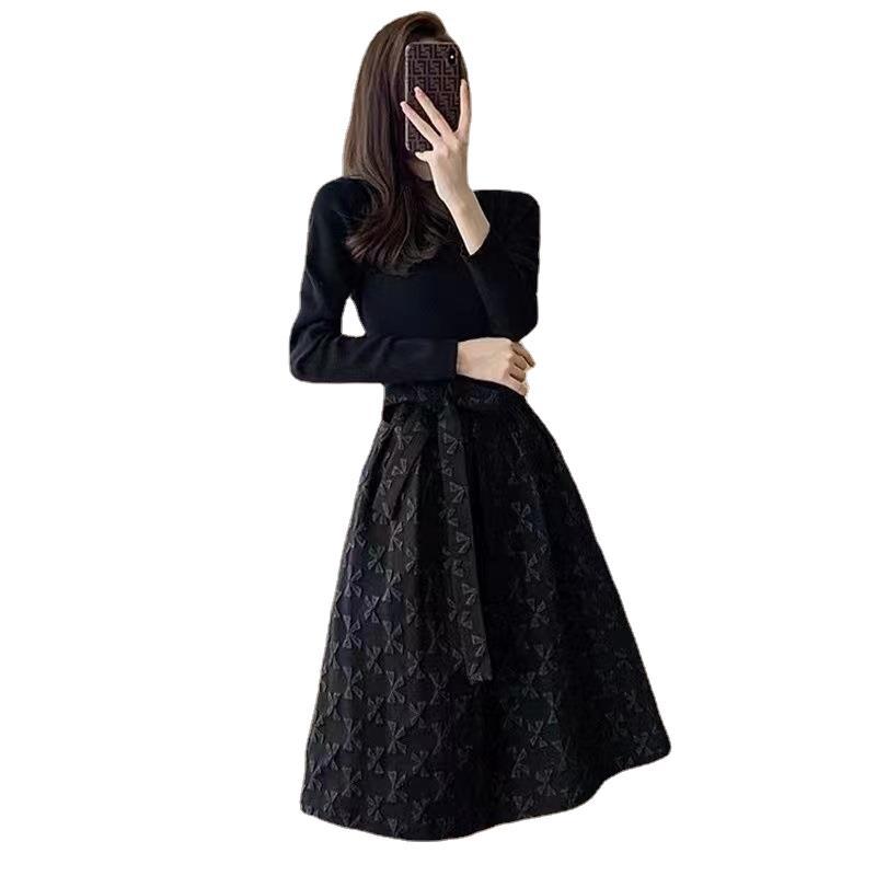 Hepburn Wind Black Long-Sleeved Dress Women's 2023 Fall Mid-Length Fashion Waist Trimming Slimming A- line Bubble Dress Women Clothes