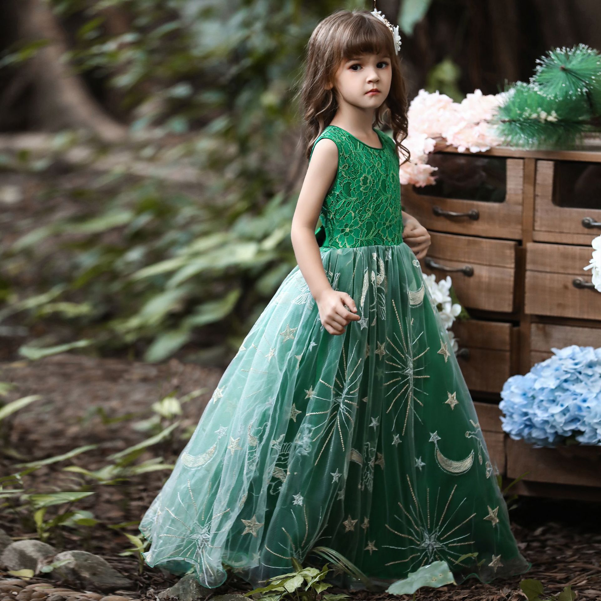 新款欧美儿童礼服公主裙女孩连衣裙气质长款网纱裙钢琴演出服