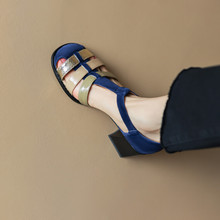夏季包头镂空拼色新款猪笼鞋高跟百搭磨砂罗马凉鞋粗跟时尚女鞋