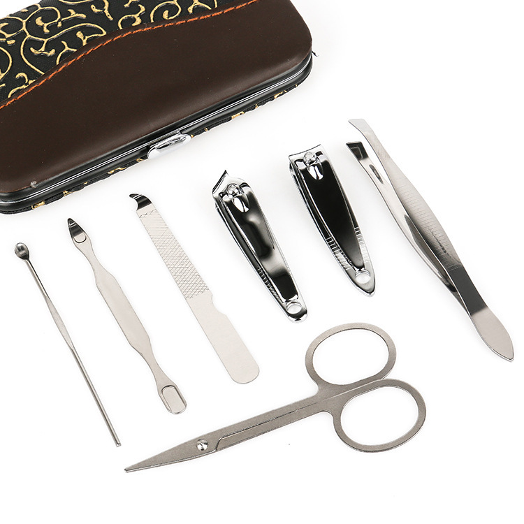 Nail Clippers Suit