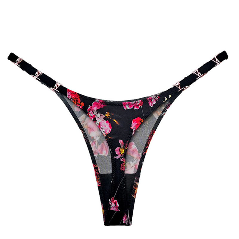 欧美金属字母性感低腰半包臀丁字裤情趣冰丝健身运动无痕女士内裤