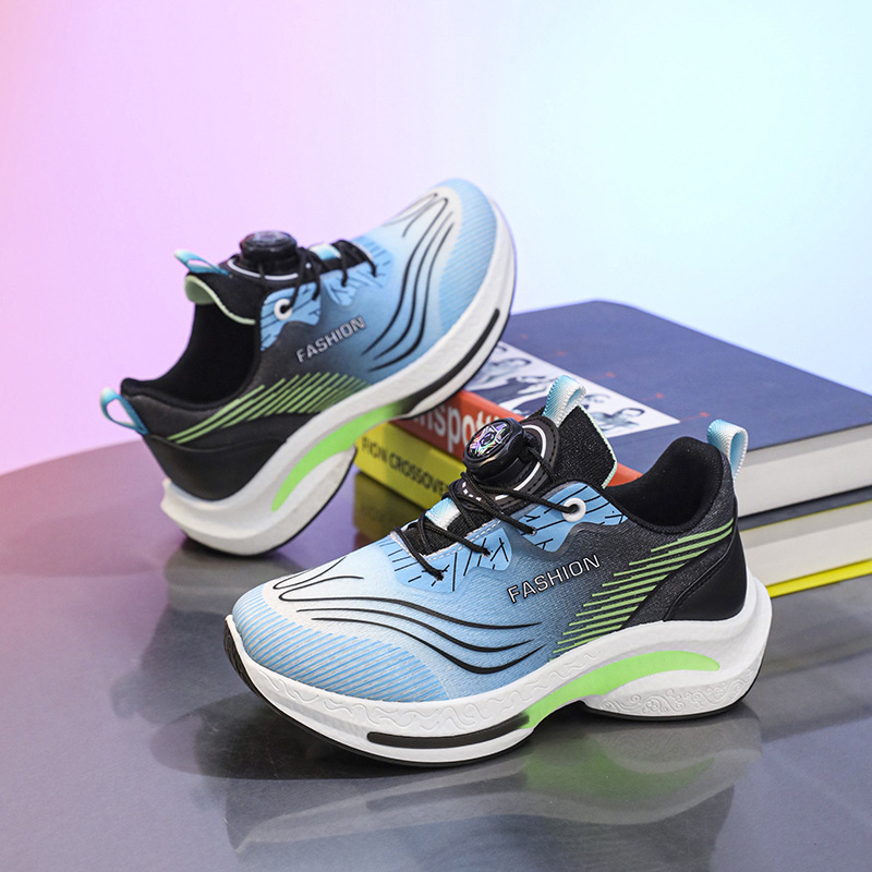 儿童运动鞋夏季透气网面新款跑步鞋男童跨境爆款潮流柔软轻便童鞋