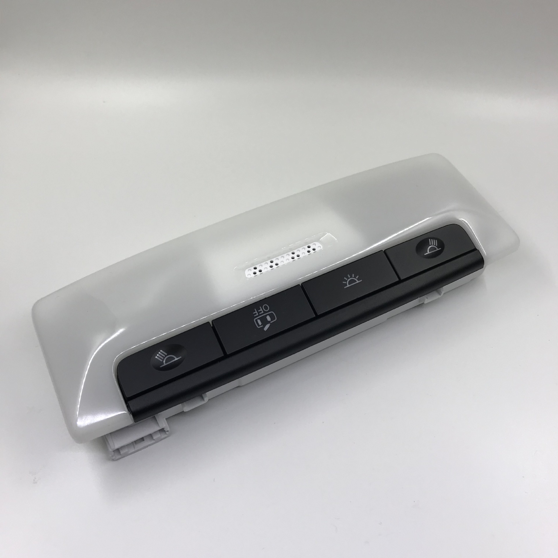 新天籁19款轩逸21款奇骏前顶灯前阅读灯顶棚阅读灯室内灯总成