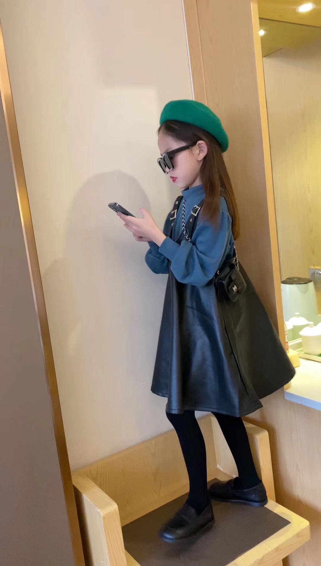 女童皮裙套装秋款2021新款洋气儿童套裙春秋款小女孩网红两件套潮