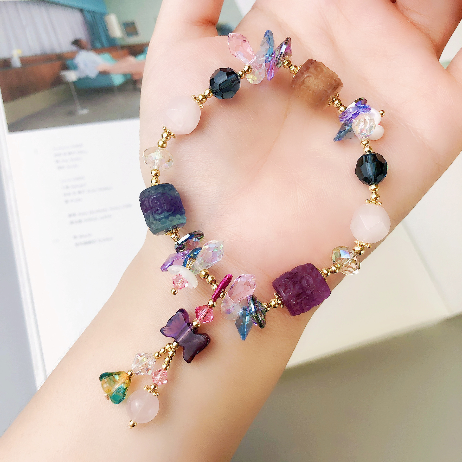 萤石桶珠切角粉晶紫晶蝴蝶结奥地利水晶手串手工饰品串珠配饰首饰