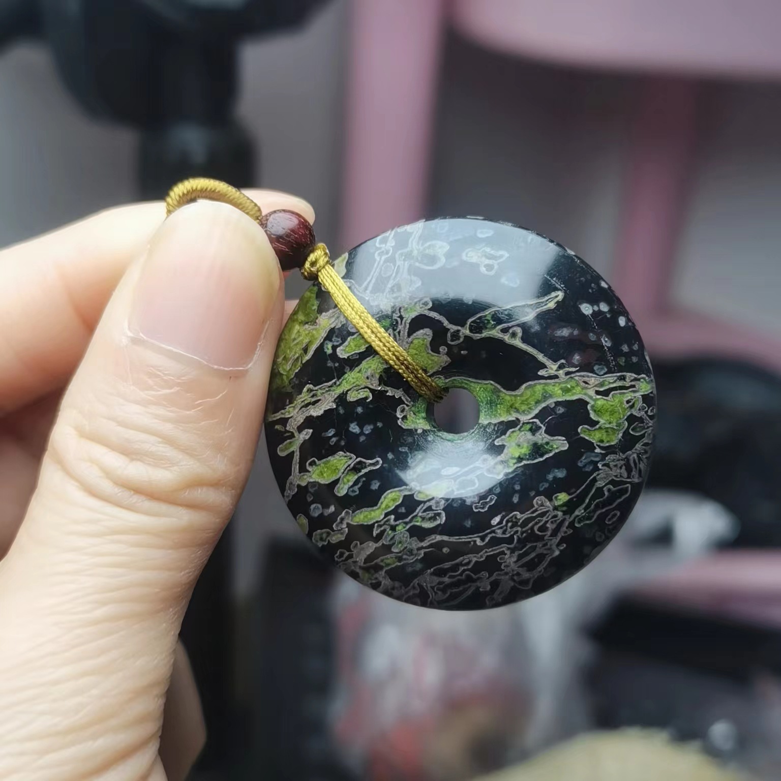 天然梅花玉平安扣吊坠 汝阳梅花玉老料平安扣挂件带磁性玉石直播