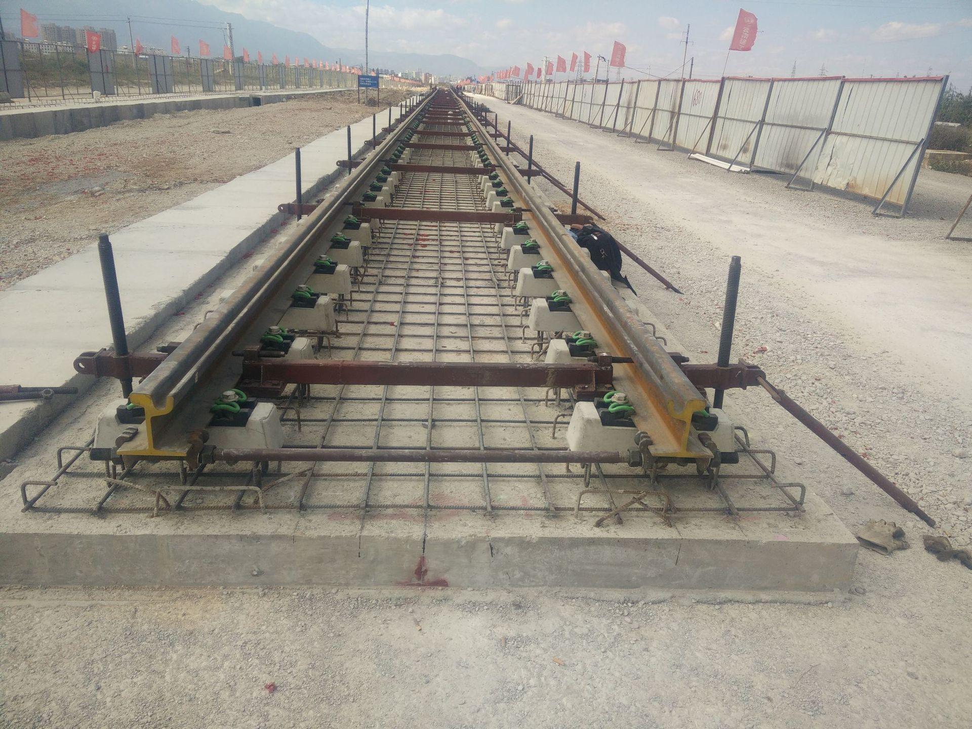 山东长风铁路gdj钢轨对正架 铁路养护钢轨对正架 钢轨对正架厂家