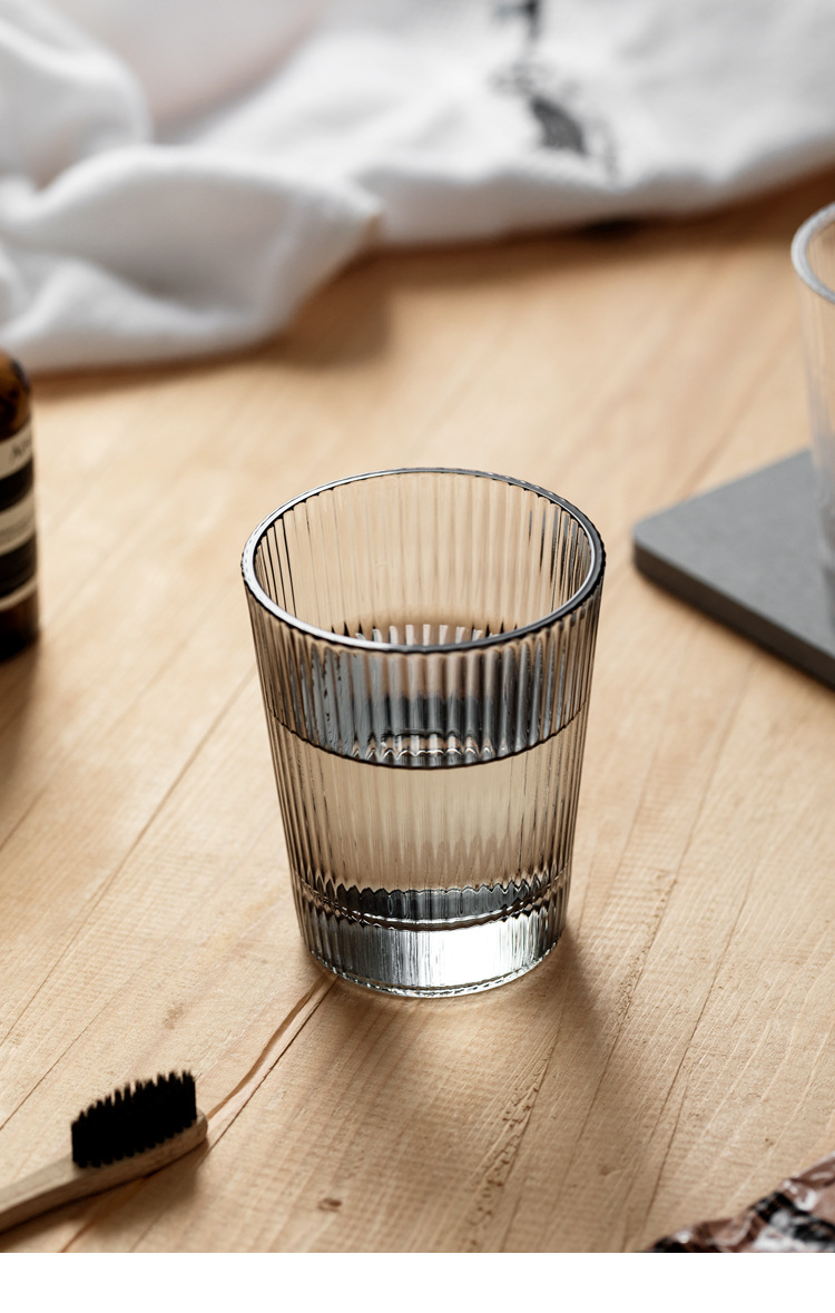 北欧简约时尚创意ins玻璃杯酒店家用竖纹玻璃杯漱口杯牙缸刷牙杯