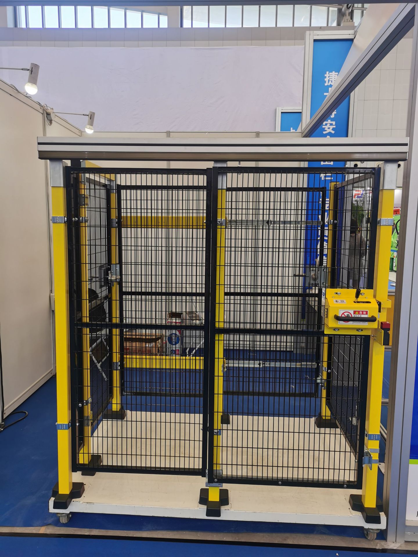 按图加工机器人护栏网车间设备隔离围栏厂区安全围栏安全围网