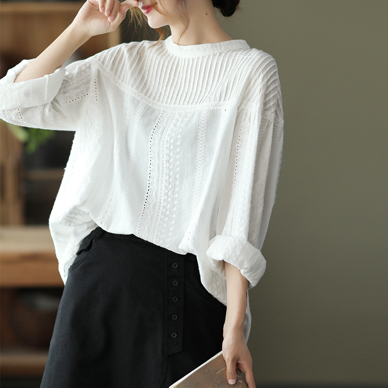 Japanese Style Artistic Organ Pleated Sweet Lace Hollow out Long Sleeve Shirt Women Solid Color Loose Pullover Top Women Clothes