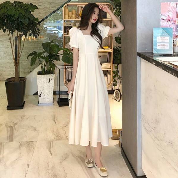 Gentle French Retro Hepburn Style Dress Slimming High Temperament Waist-Controlled Square Collar Puff Sleeve Dress Women‘s Clothing