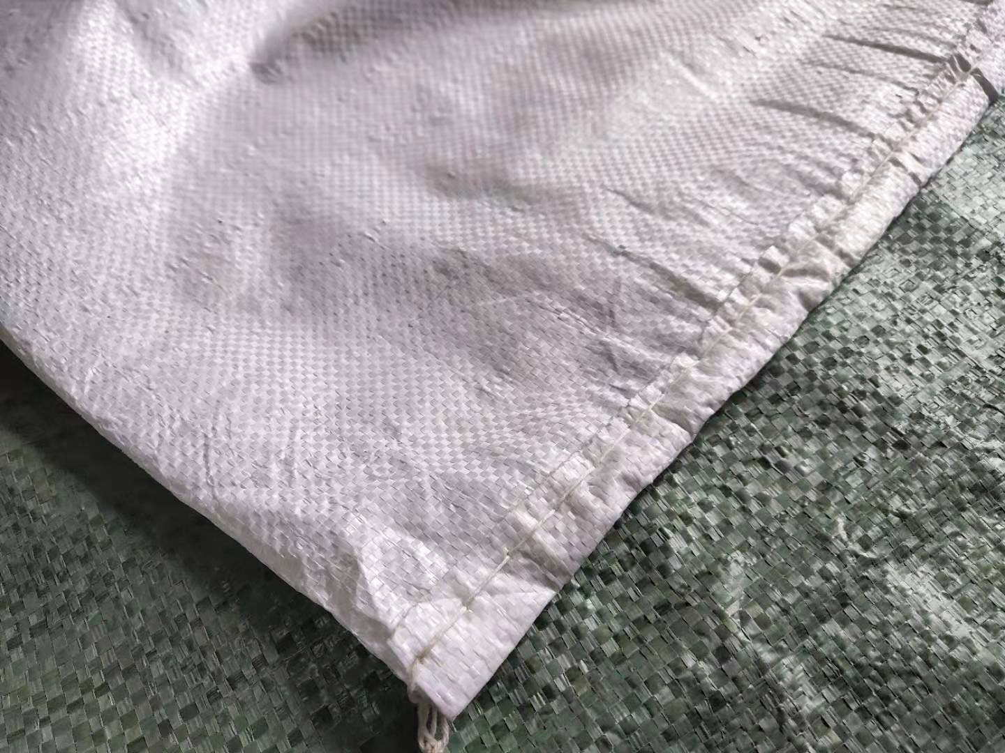 二手旧编织袋蛇皮袋快递物流打包袋旧饲料袋沙袋化肥袋建筑垃圾袋