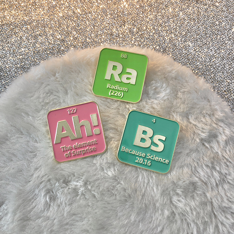 Cross-Border New Dopamine Element Brooch Color Chemistry Cute Letters Golden M Badge Candy Color Matching