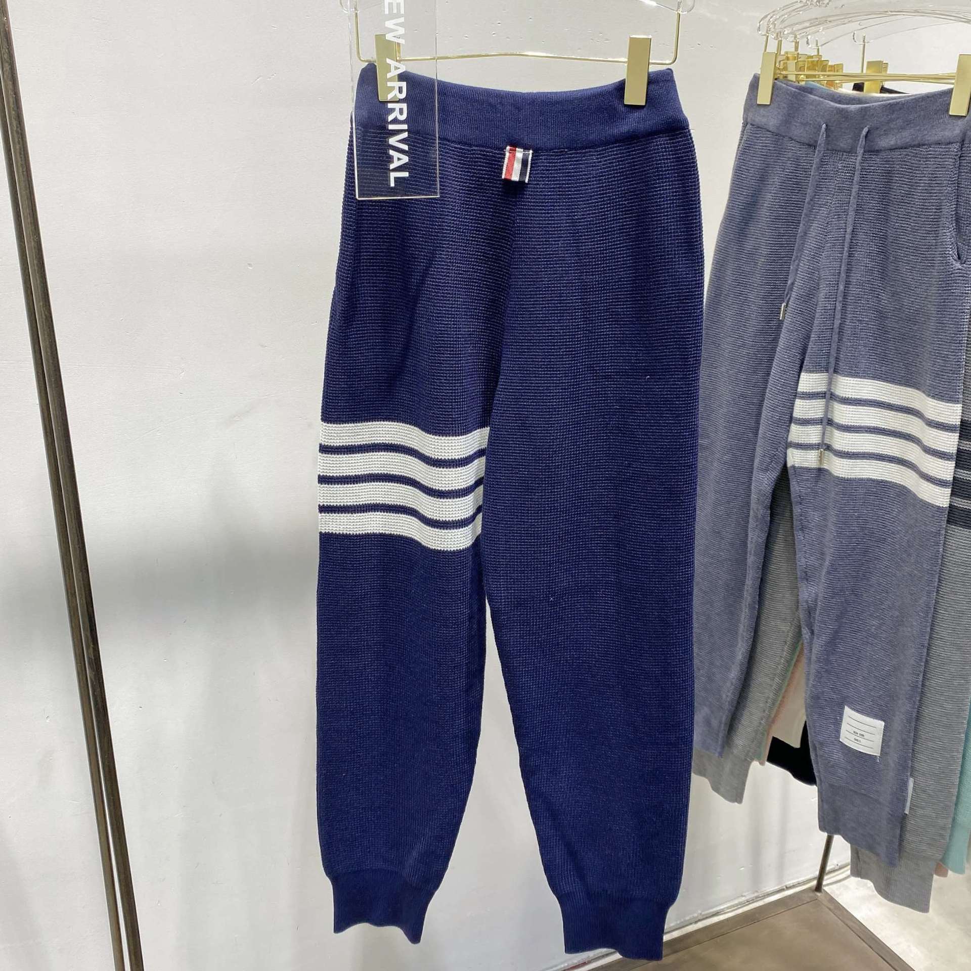 潮牌2022秋冬新款tb华夫格四道杠休闲卫裤男女同款情侣运动长裤