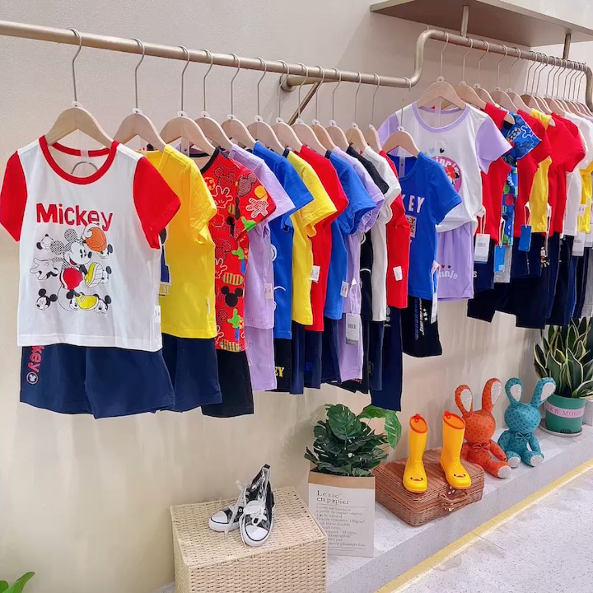 史努比春夏童t恤套装网红直播一手货源 品牌折扣童装尾货工厂批发