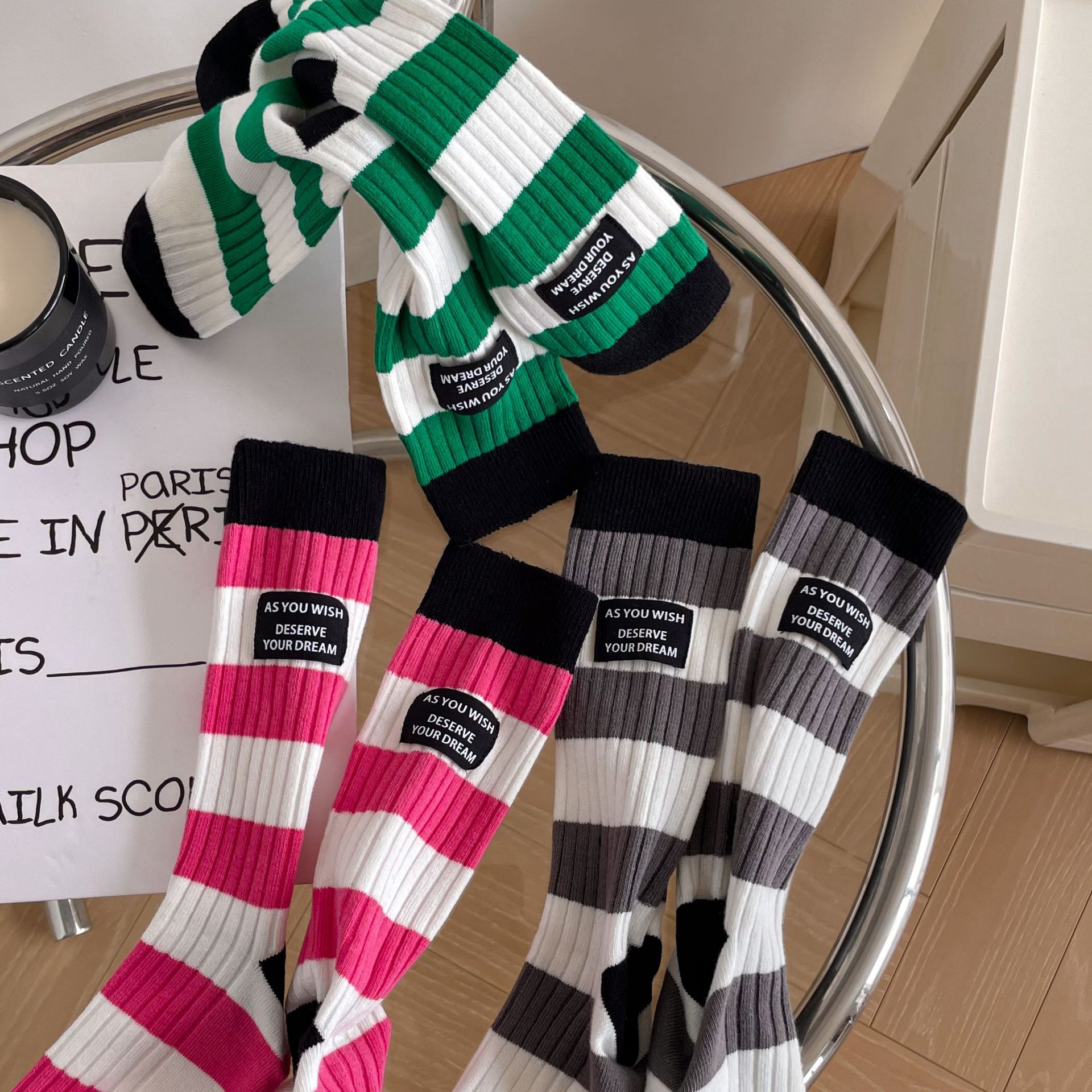 秋冬条纹撞色袜子女中筒袜新款布标玫红色袜子潮流街头-阿里巴巴