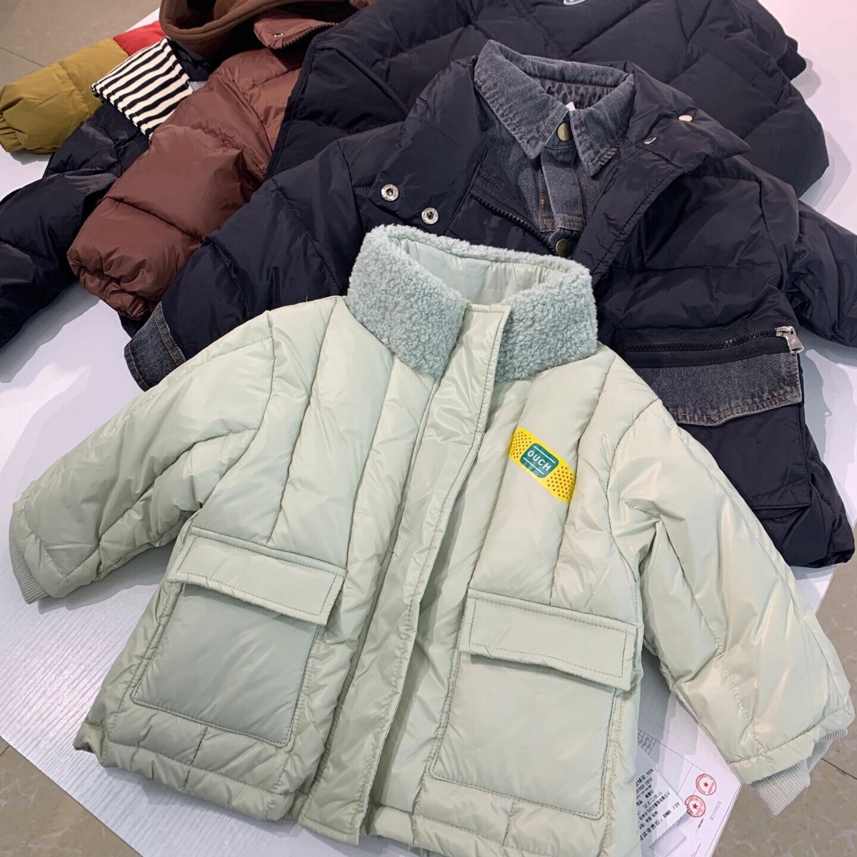 史努比品牌折扣童装尾货工厂批发一手货源地摊货源儿童羽绒服套装