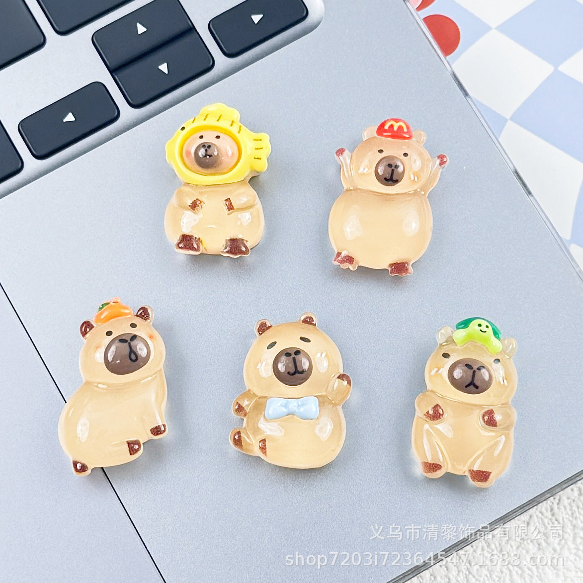 卡通透色卡皮巴拉水豚树脂配件 奶油胶手机壳发卡头绳钥匙扣饰品