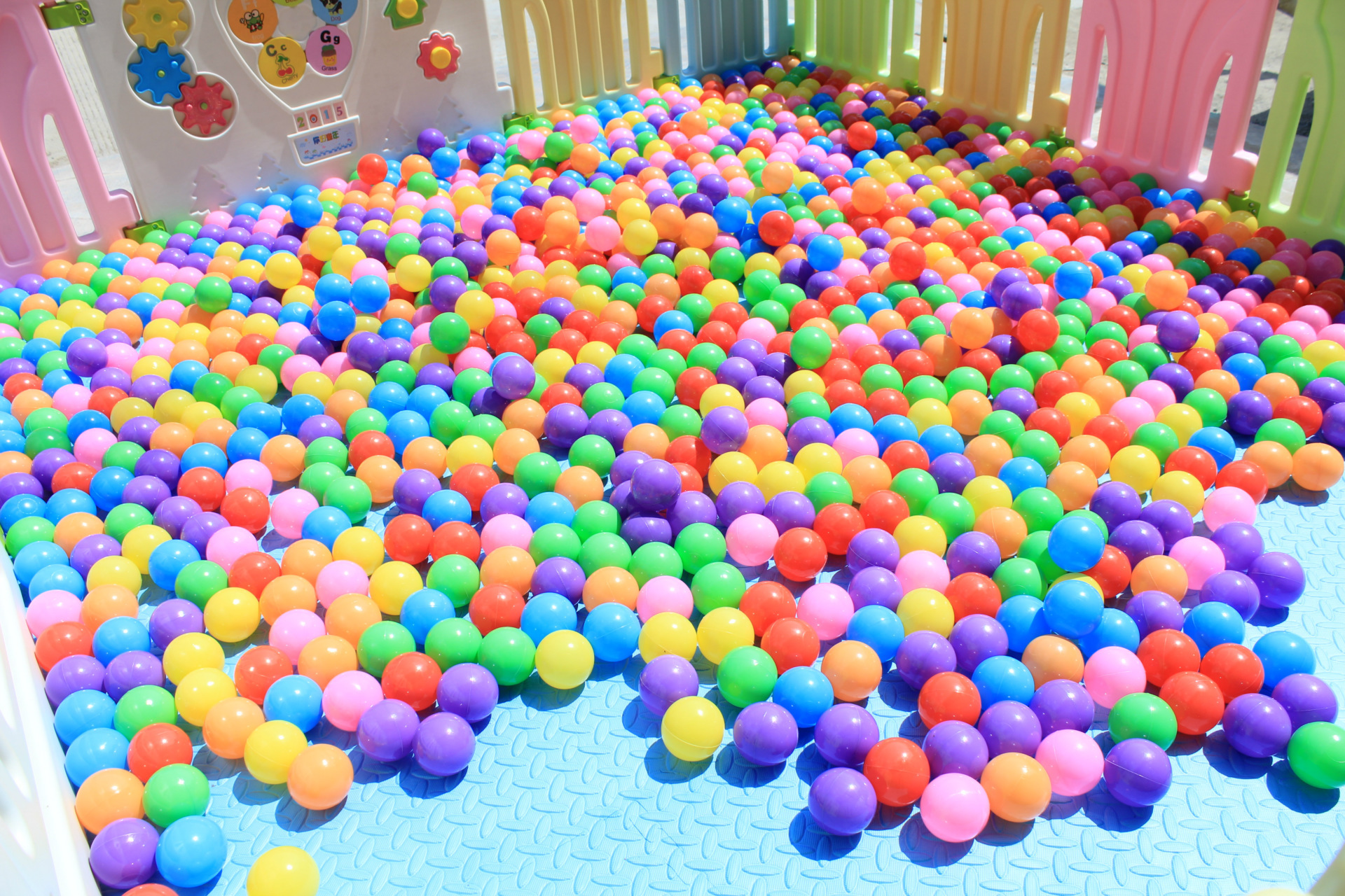 网袋装50/100/200塑料球波波球海洋球环保厂家直销批发加厚跨境