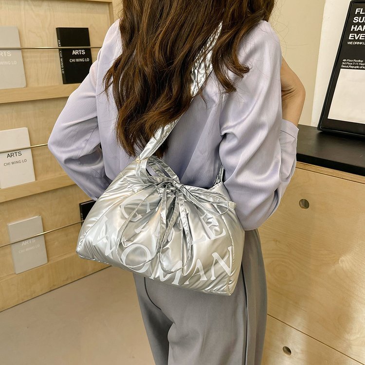 gentle woman彩色饺子包包2024新款休闲手提布包少女小清新单肩包