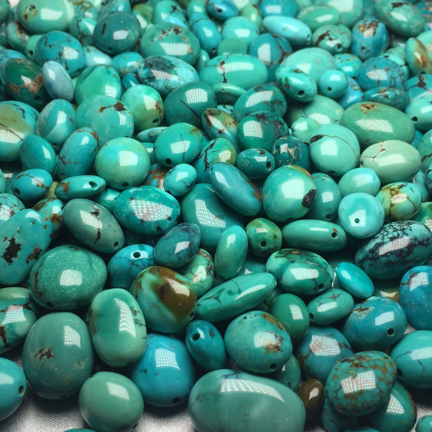 湖北竹山绿松石高瓷绿扁珠手串毛衣链吊坠挂坠锁骨链配珠