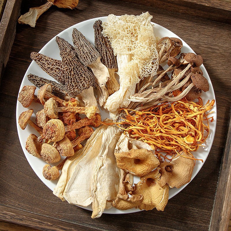 七彩菌汤包云南特产竹荪羊肚菌鸡油菌虫草花茶树菇干货煲汤菌菇包