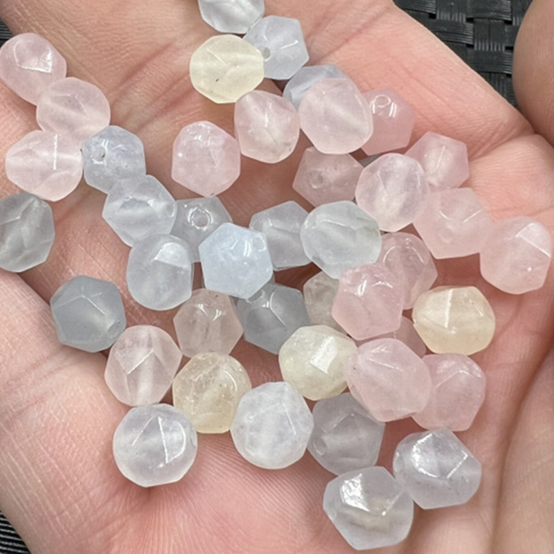 玉石散珠彩色菱形散珠石英岩玉多棱散珠diy手链项链编织散珠配件
