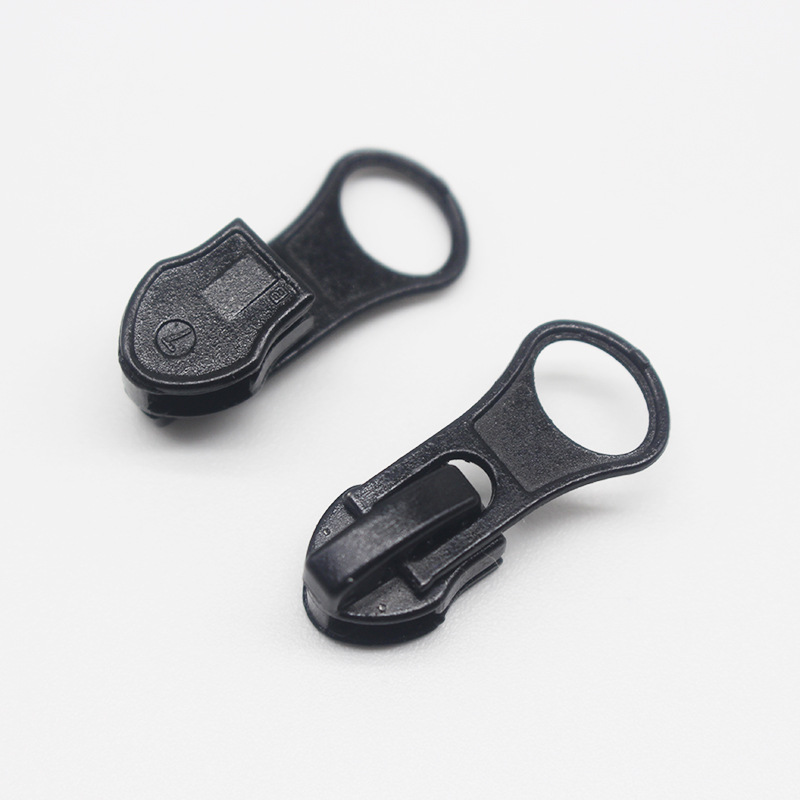 工厂批发5#7#尼龙拉链头自动有锁喷漆下拉片箱包家纺枕套金属拉链