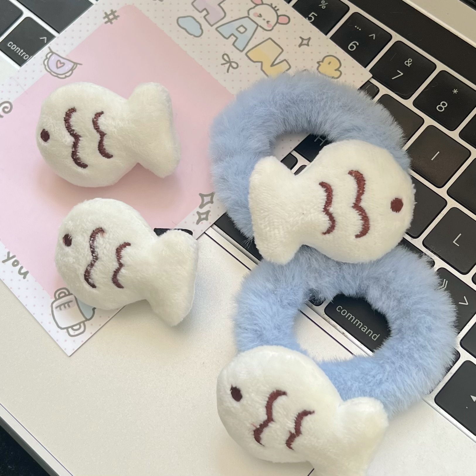 可爱毛绒小鱼发夹甜美少女心毛茸茸发圈扎头发日系学生头饰女新款