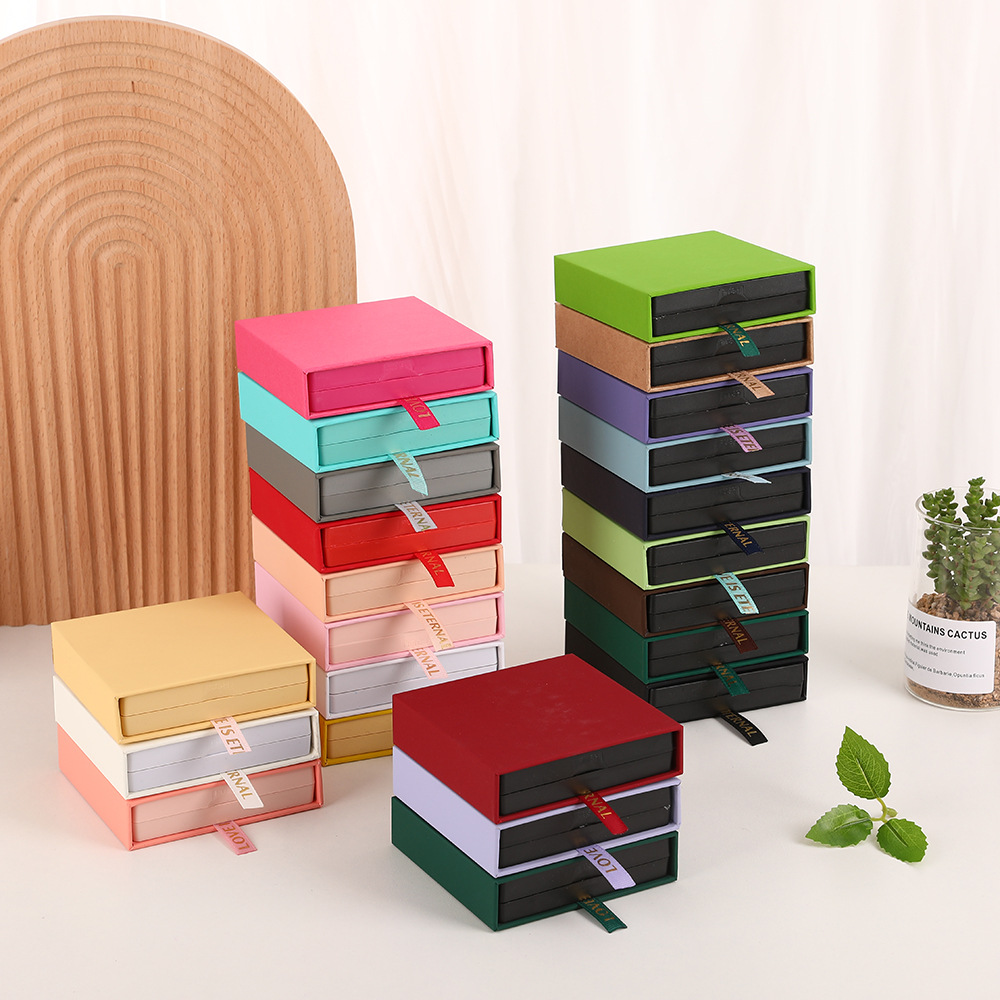 抽屉式礼品盒透明pe薄膜展示悬浮包装饰品珠宝戒指穿戴甲首饰盒子