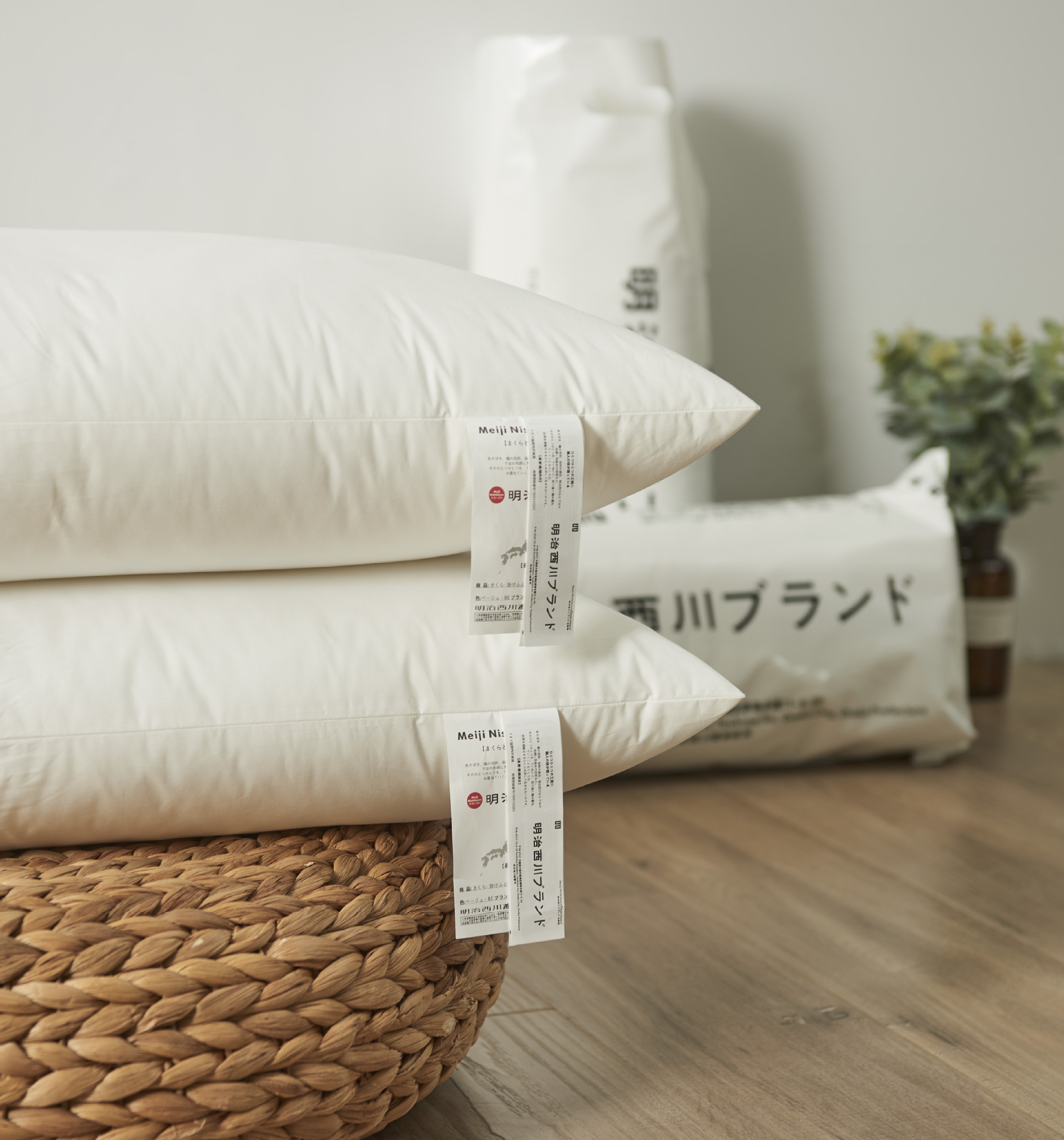 日本明治西川枕芯全棉枕头超柔五星级酒店枕芯单人护颈枕头一代发