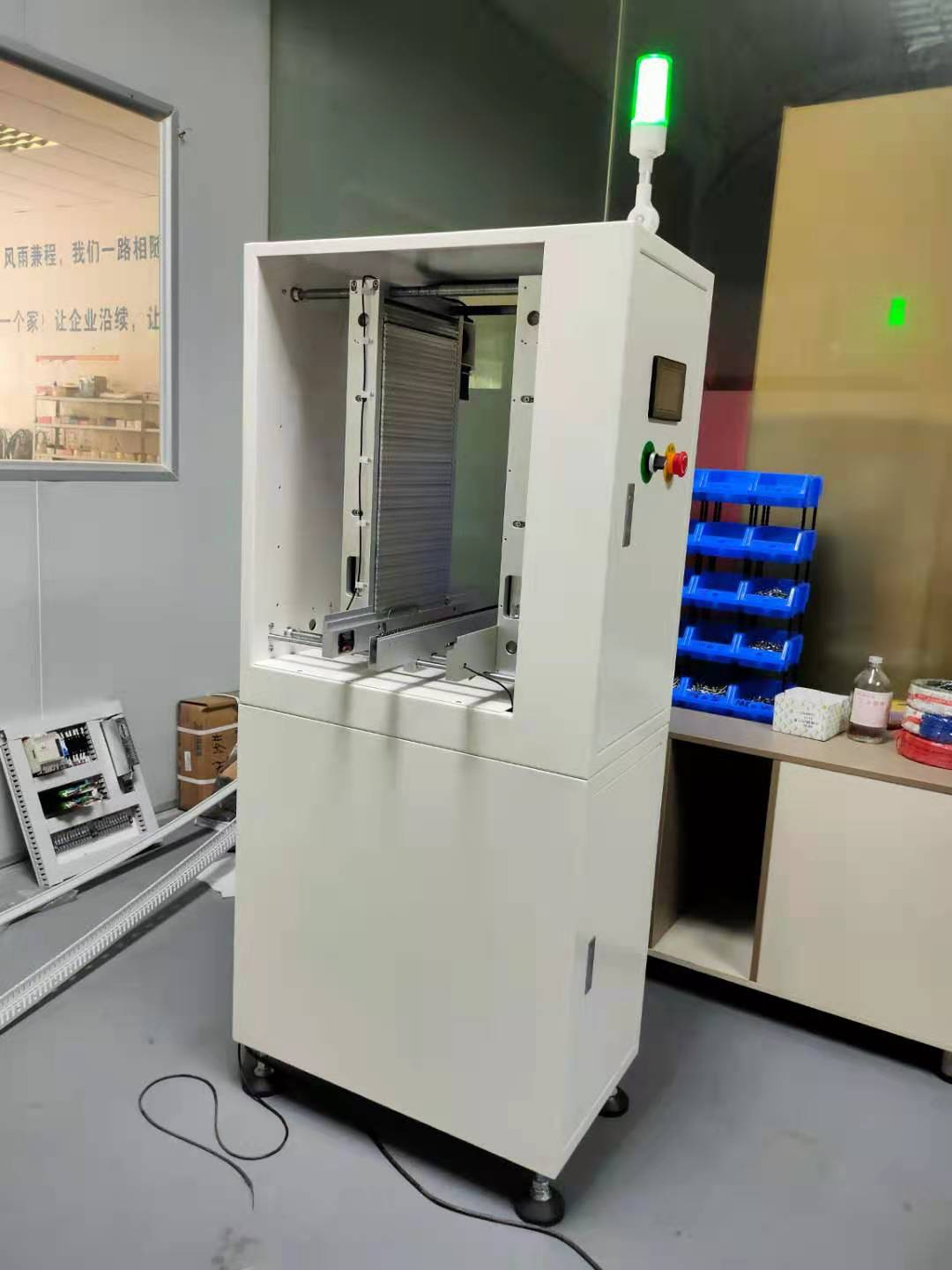 微型上板机pcb微型自动送板机循环式微型链条式pcb送料机