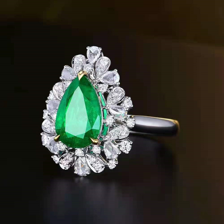 珠宝定 18k金钻石镶嵌1.98ct天然水滴形祖母绿戒指女手饰品