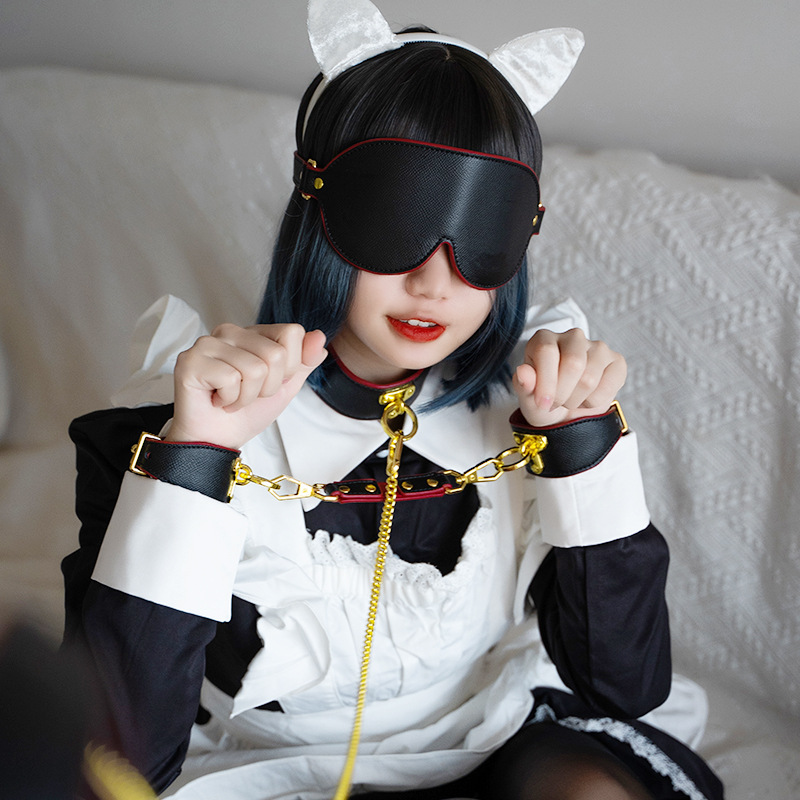 萨蔓达情趣sm套装猫腻包束缚项圈牵引链捆绑手脚铐成人性爱用品