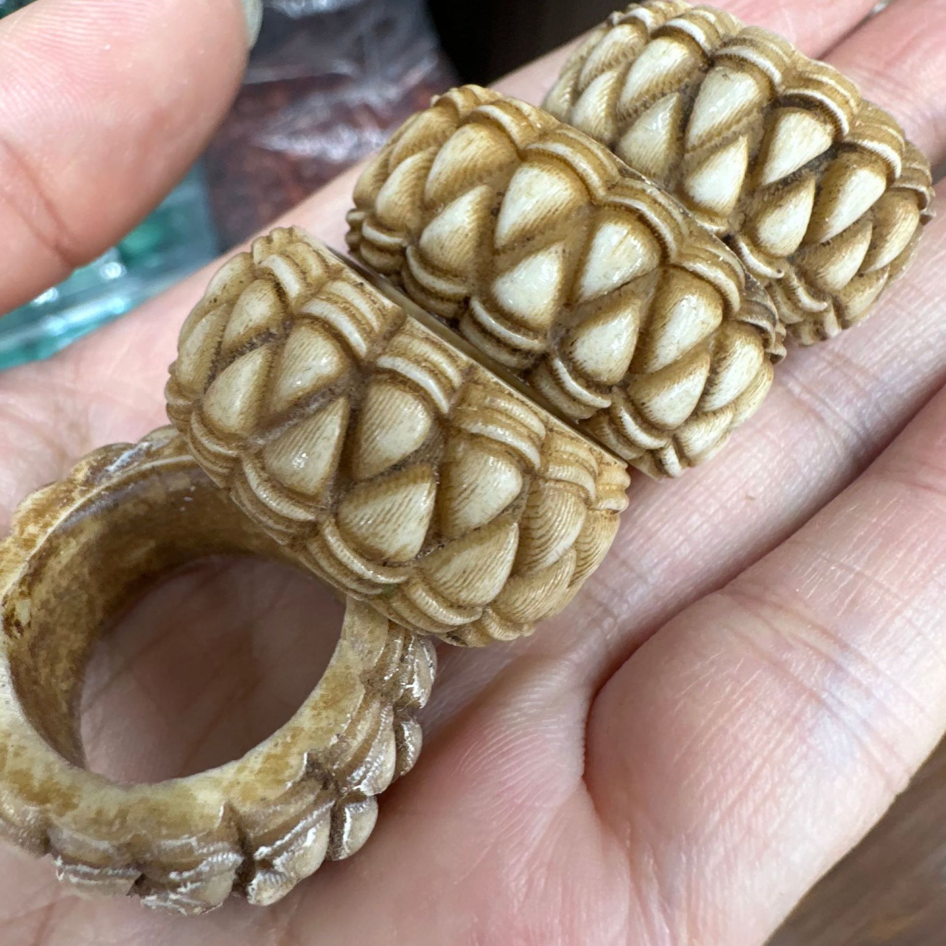 坨骨雕刻吞噬跑环吊坠diy文玩配饰吊坠挂件项链佛珠手链-阿里巴巴