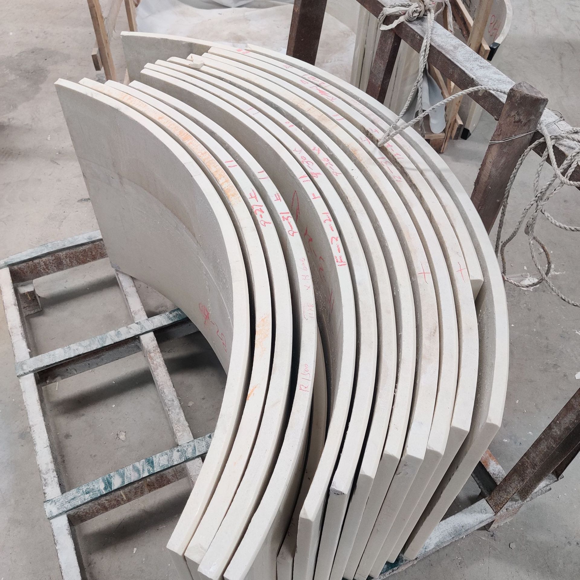 纯白微晶石工程墙面石弧形板包柱客厅地面砖800x800外墙600x1200