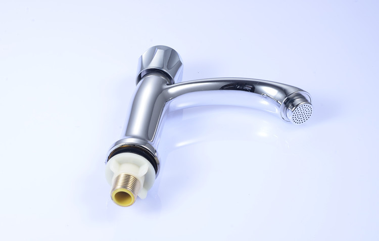 洗手盆龙头单冷面盆台盆4分立式浴室水嘴塑钢洗脸盆水龙头大台式