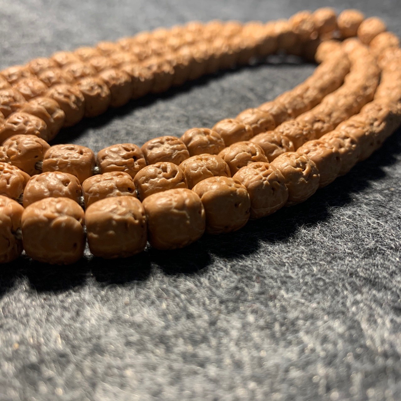 佛手玄武纹小金刚菩提子手串108颗藏式原籽三日红佛手小金刚手链