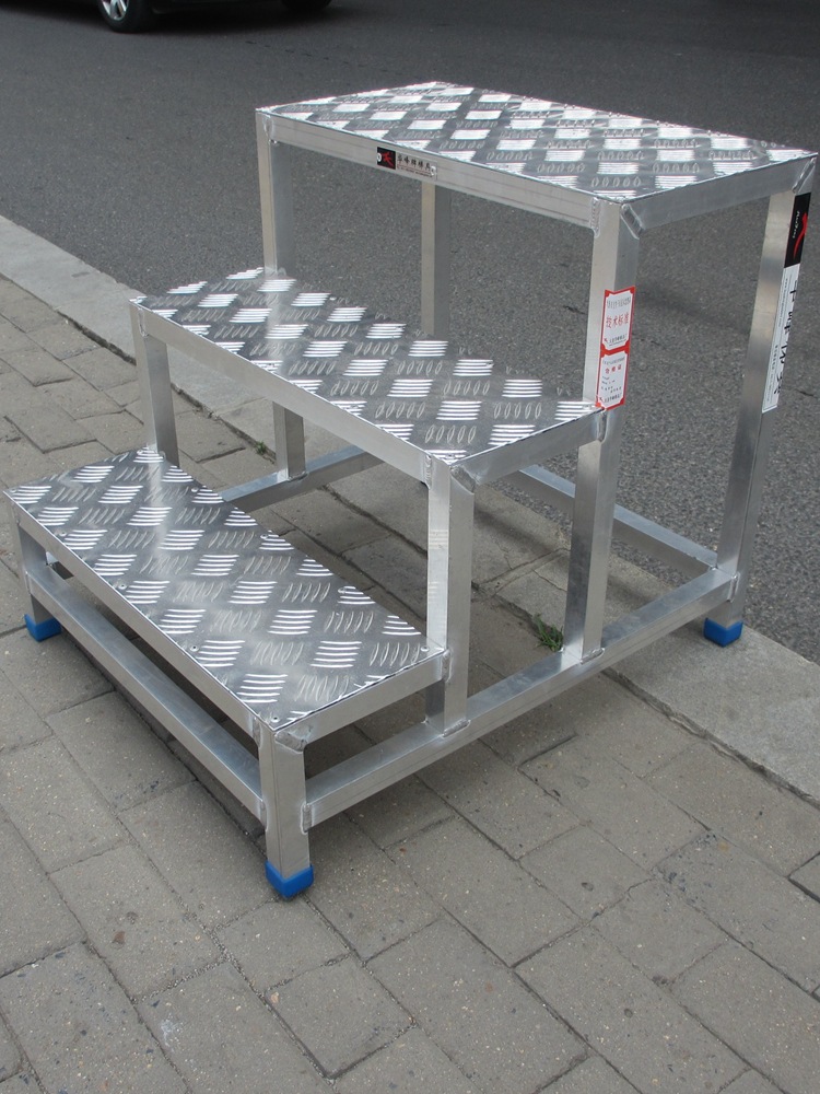 0成交0件广东迈兹铝制品有限公司6年麦得斯品牌加厚铝合金梯子人字梯