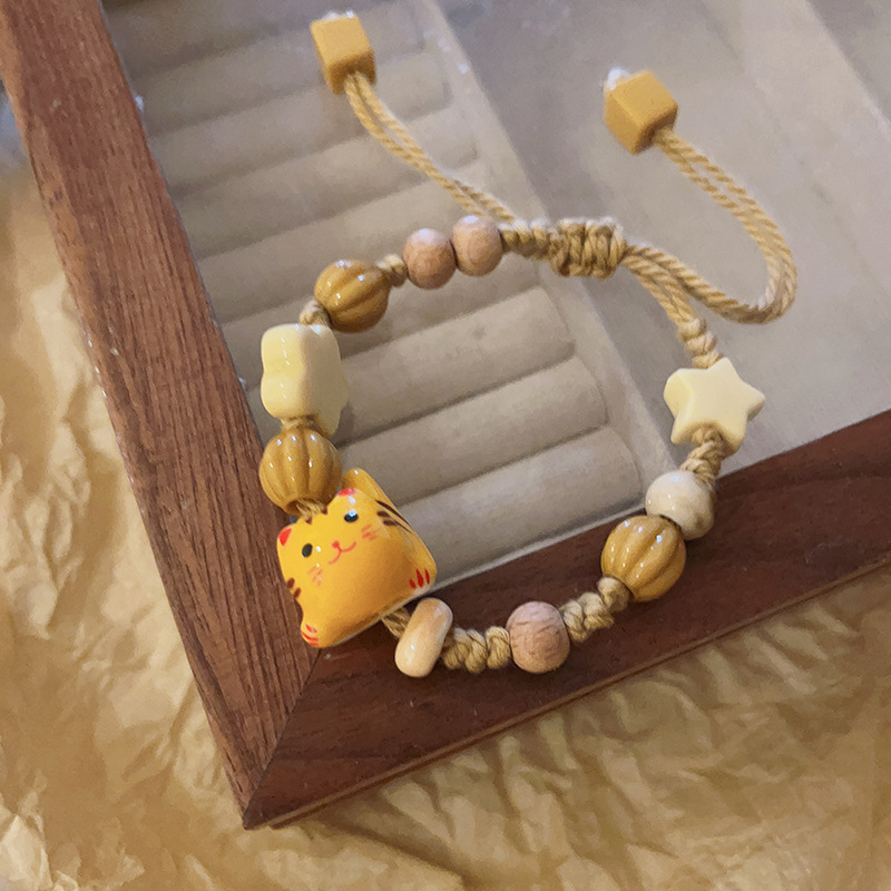 New Chinese Cartoon Ceramic Cat Puppy Wooden Beads Tassel Bracelet Retro Design Bracelet National Fashion Temperament Bracelet