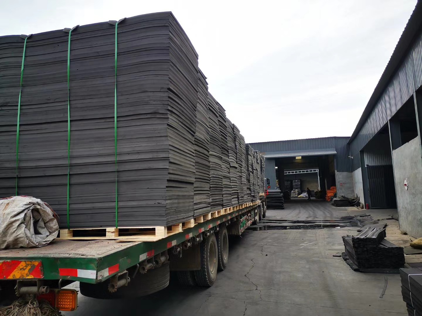 厂家供应聚乙闭孔泡沫板 高密度聚乙烯pe泡沫板