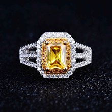 高端奢华长方黄钻戒指精致方形锆石仿真招财黄钻开口彩宝戒指女