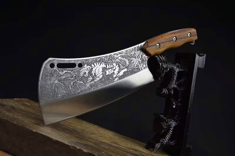 正品龙泉侠客堂白虎斩切刀一体手柄不崩口不卷刃家用砍骨刀雕刻