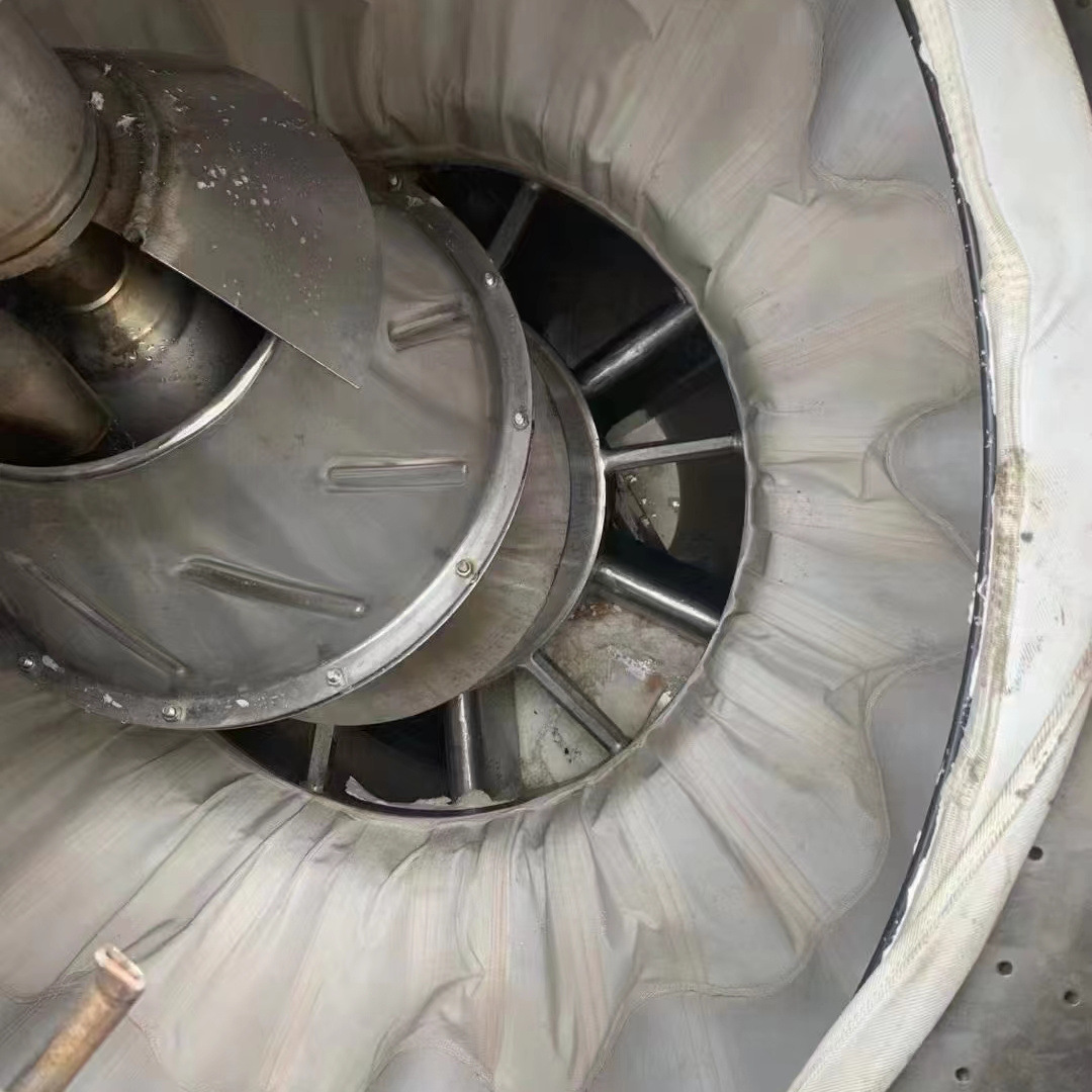 优惠出售二手1600型平板拉袋刮刀离心机