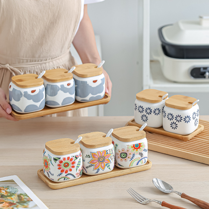 Japanese-Style Kitchen Frosted Seasoning Jar Set Love of Butterfly Ceramic Household Combination Seasoning Box Salt and Sugar Spice Jar