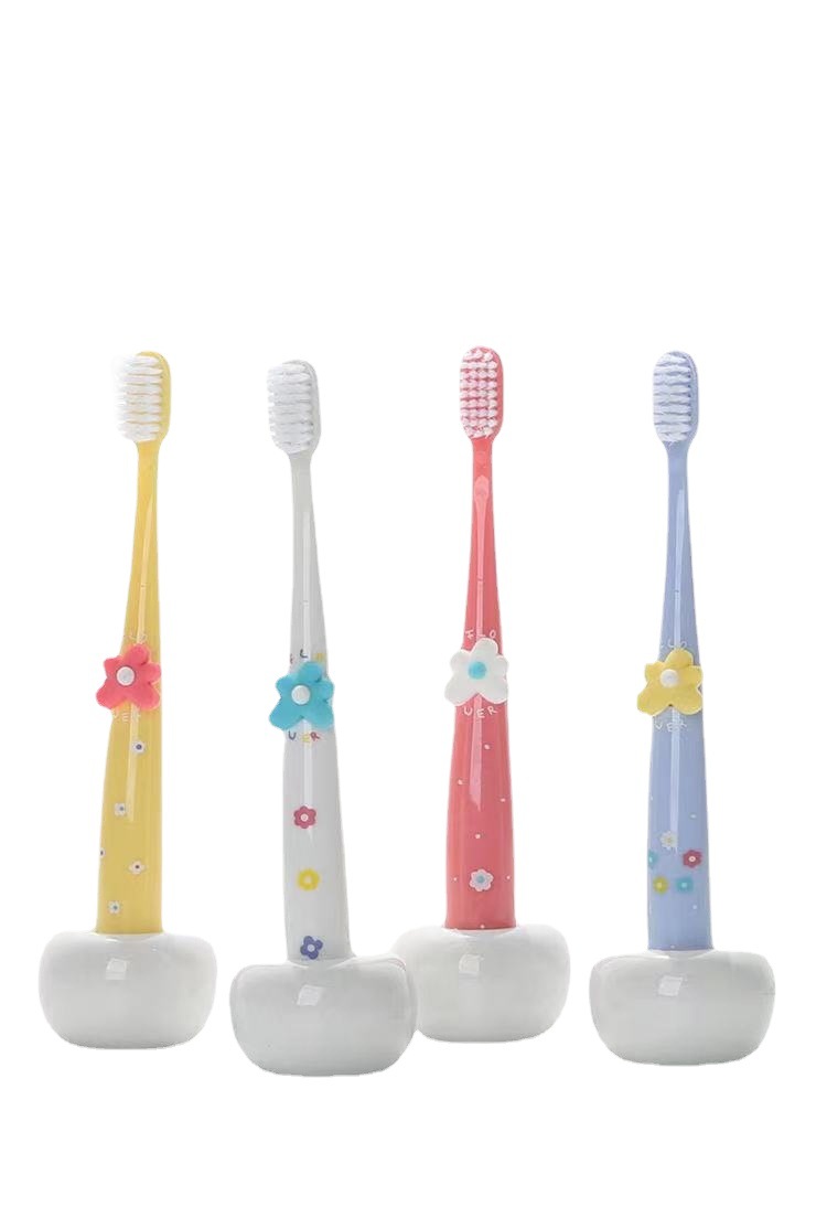 Toothbrush Factory Wholesale Creative Toothbrush Deep Cleaning Toothbrush Soft-Bristle Toothbrush High Fiber Fine Hair Toothbrush Internet Hot