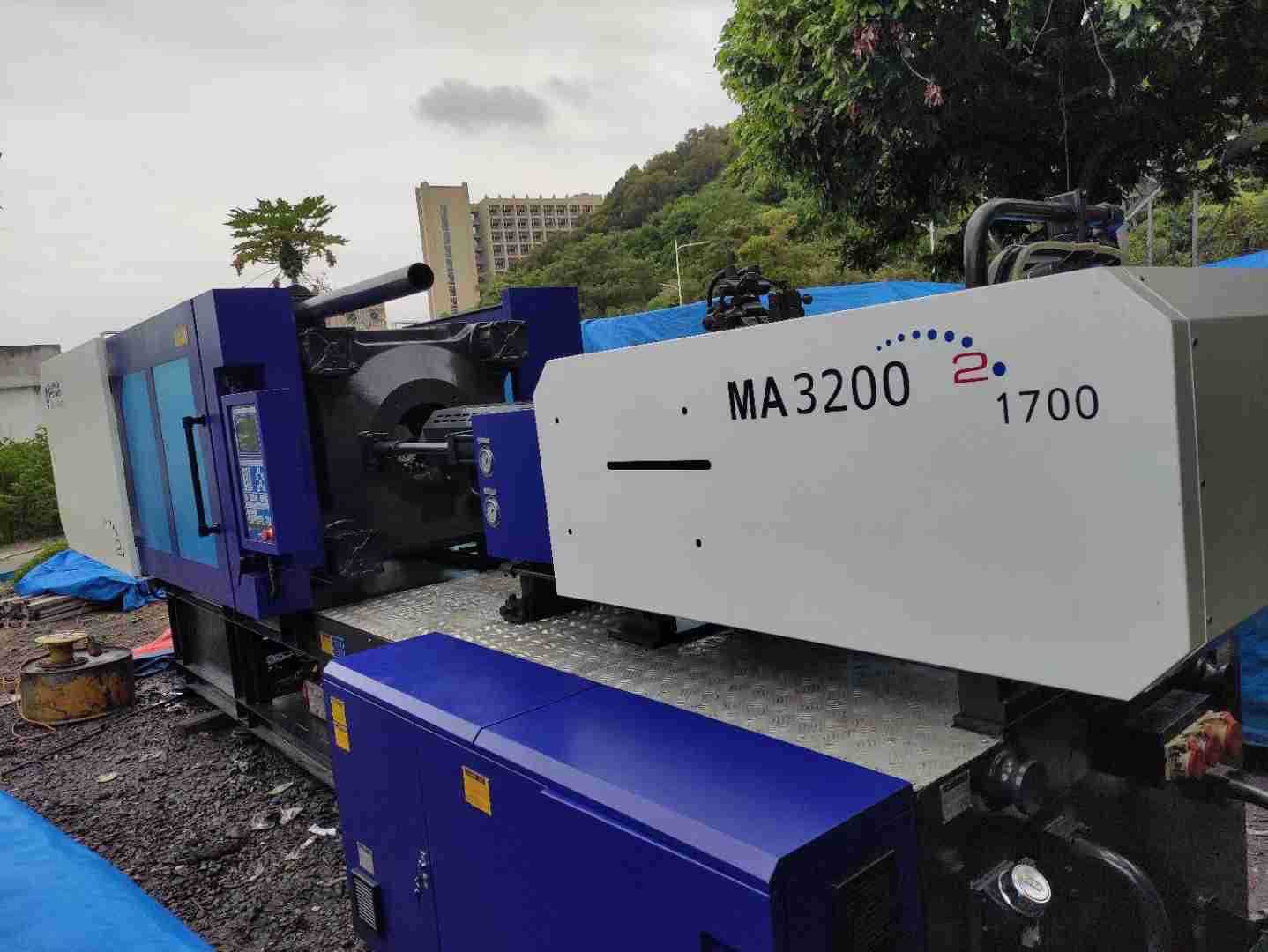 大型注塑机海天ma320吨伺服二手注塑机